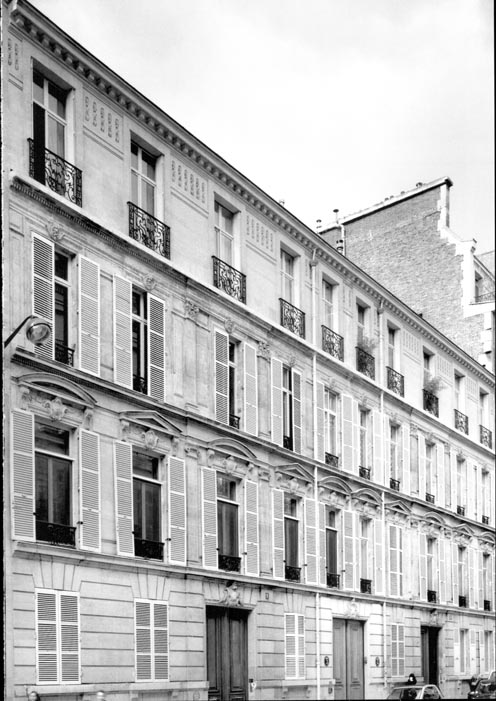 Photo n°009 du livre IMMEUBLES 1988-2002 par Dominique Dutreix