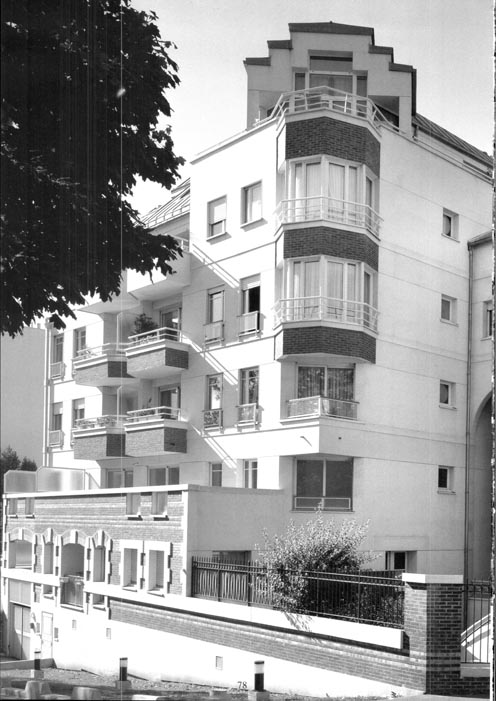 Photo n°078 du livre IMMEUBLES 1988-2002 par Dominique Dutreix